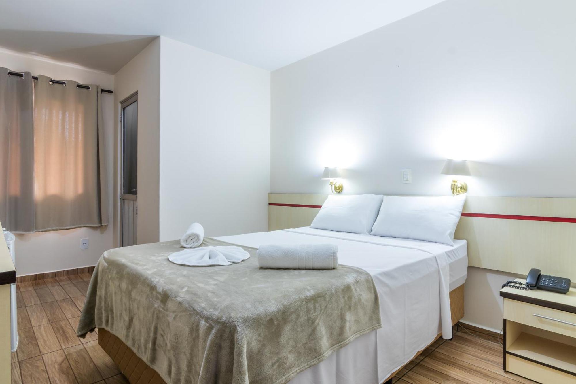 Foz Budget Hotel Фос-ду-Іґуасу Екстер'єр фото